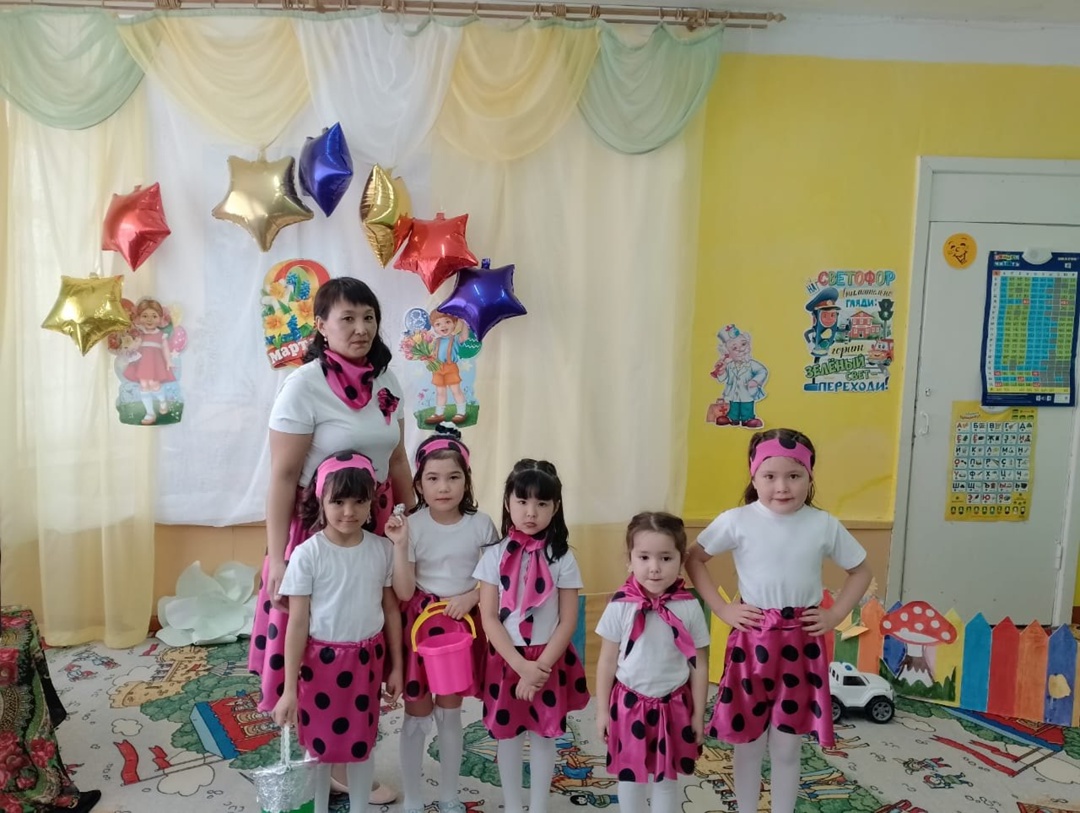Праздник 8 марта.